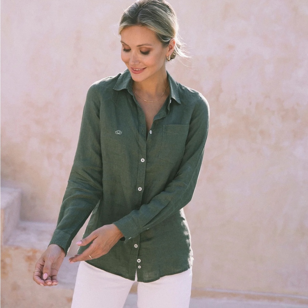 London Signature Lotus Island Linen Shirt. Green. XS
